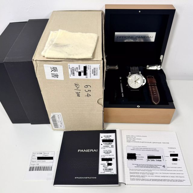 Panerai Luminor Chrono PAM00654 Image 6